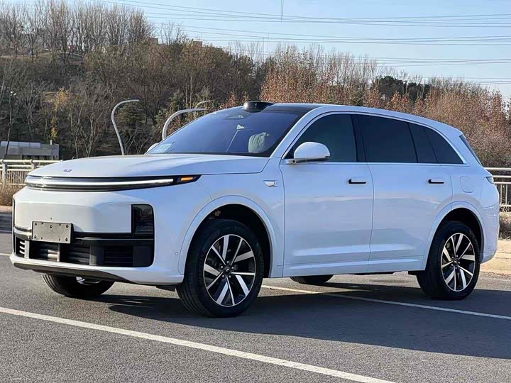 Фото 1 - LiXiang L7