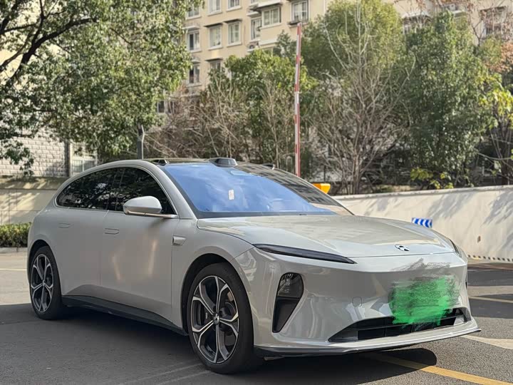 Фото 3 - Nio ET5T