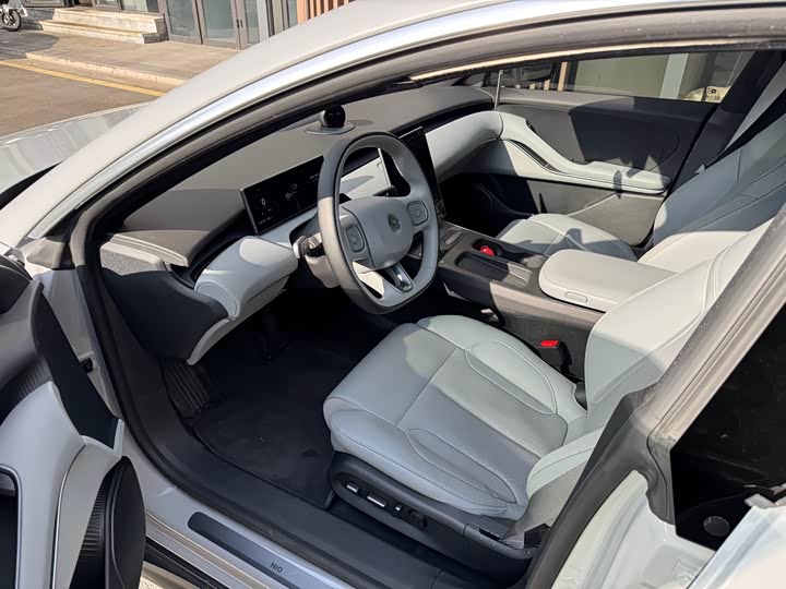 Фото 7 - Nio ET5T