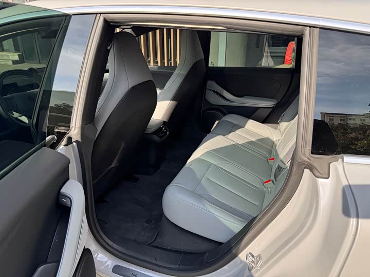 Фото 8 - Nio ET5T