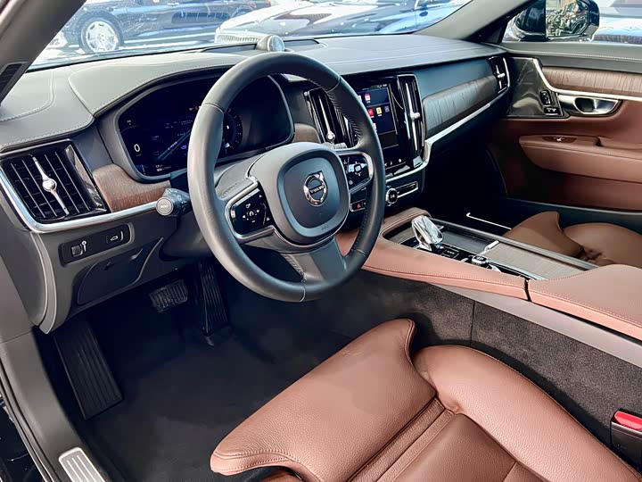 Фото 6 - Volvo S90