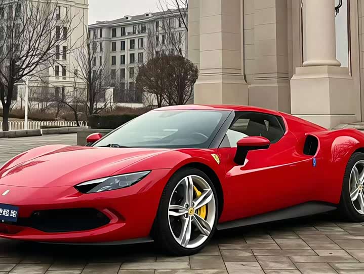 Фото 1 - Ferrari 296