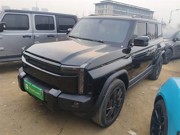 Фото 2 - Chery iCar 03T