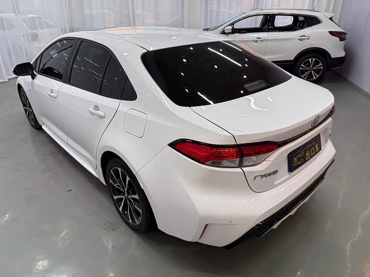 Фото 4 - Toyota Levin