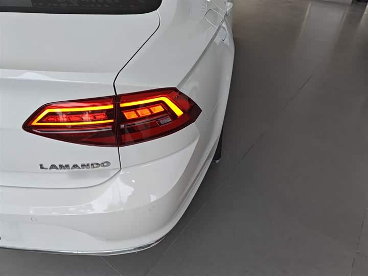 Фото 8 - Volkswagen Lamando L