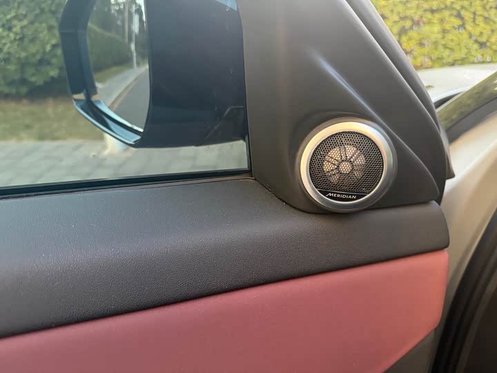 Фото 8 - Land Rover Range Rover Evoque L