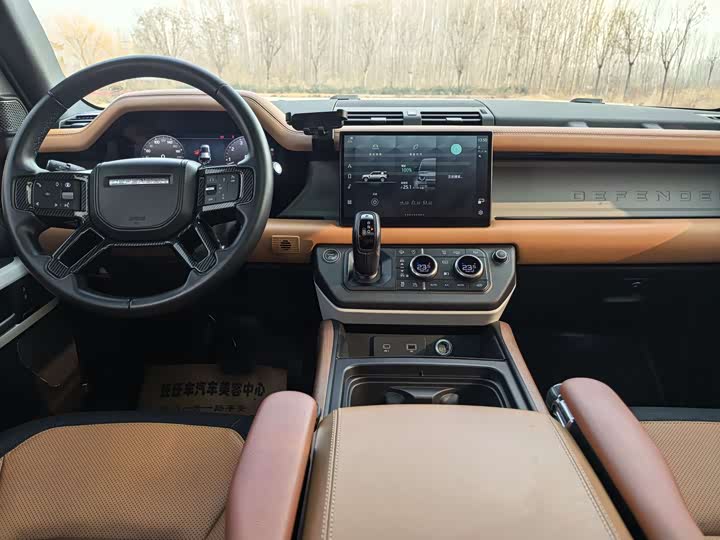 Фото 6 - Land Rover Defender