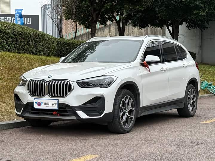 Фото 1 - BMW X1