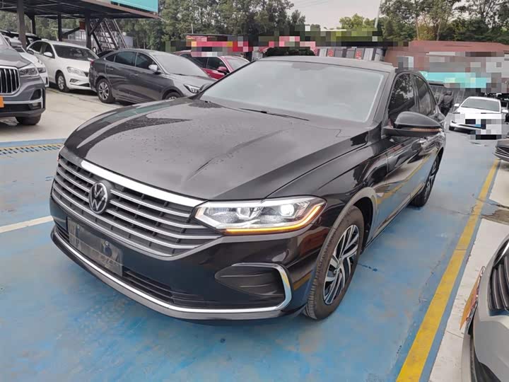 Фото 1 - Volkswagen Lavida