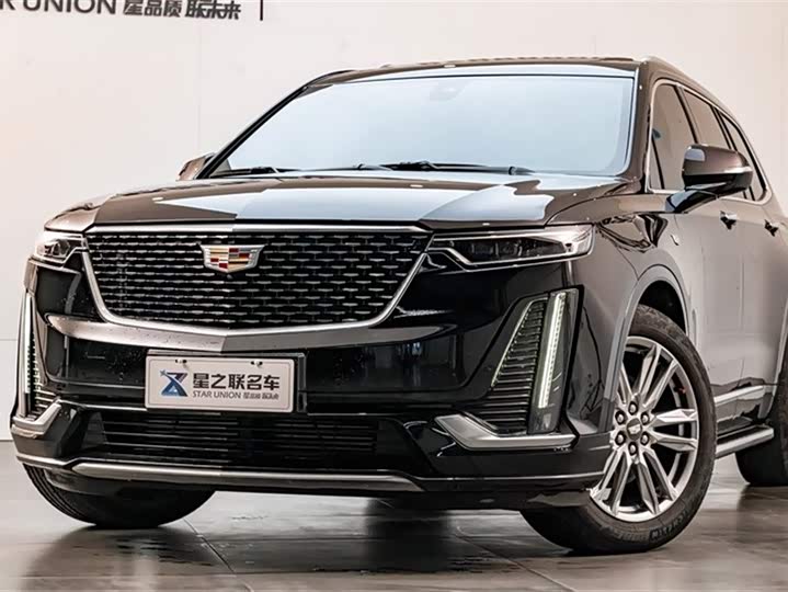 Фото 3 - Cadillac XT6