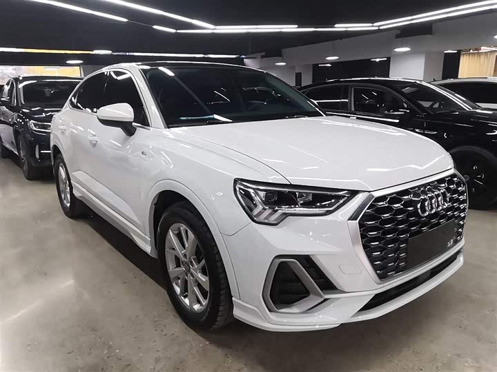 Фото 4 - Audi Q3 Sportback