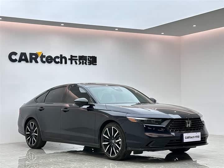 Фото 6 - Honda Accord