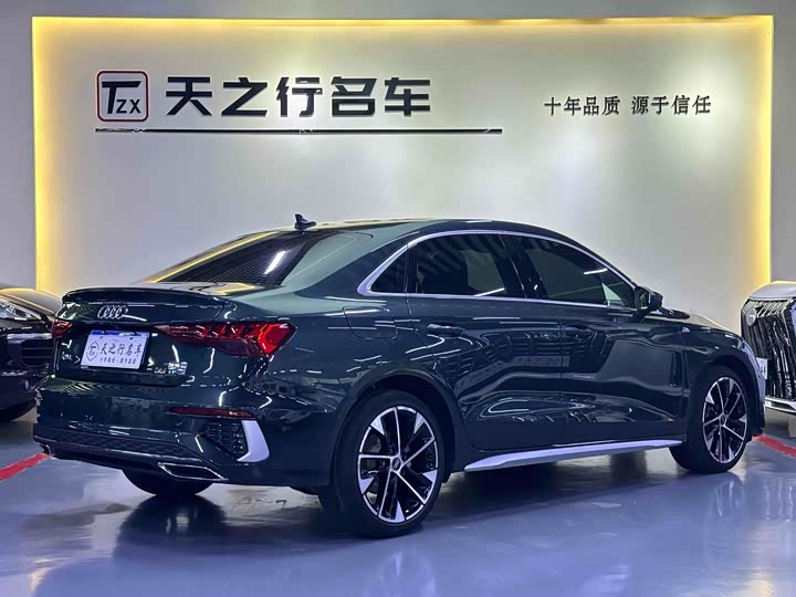 Фото 5 - Audi A3