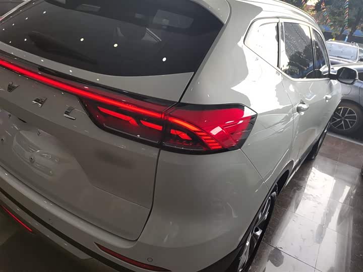 Фото 8 - Haval H6