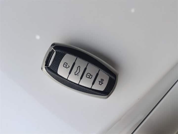 Фото 9 - Haval H6