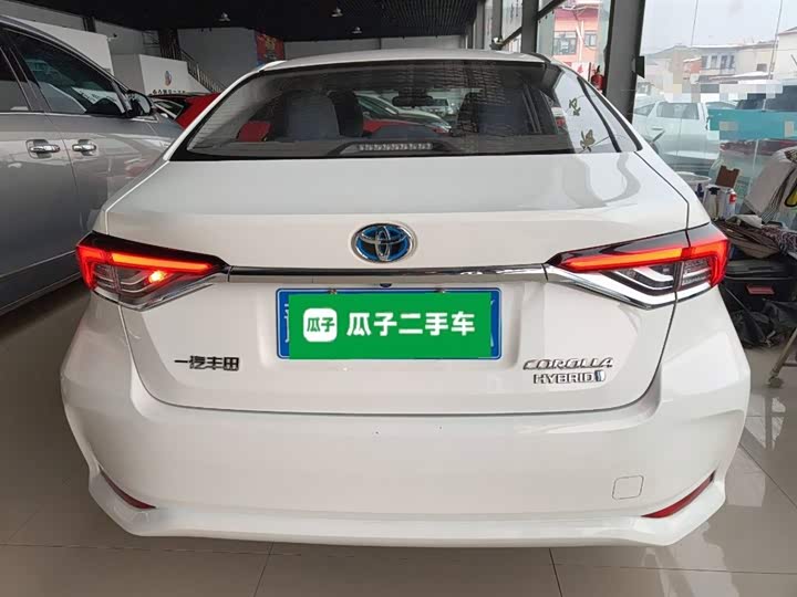 Фото 6 - Toyota Corolla