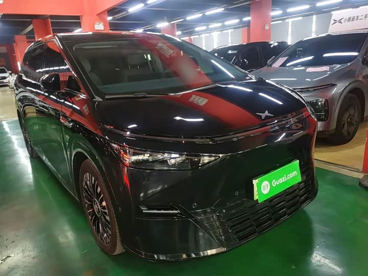 Фото 4 - XPeng X9