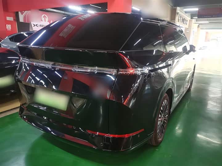 Фото 7 - XPeng X9