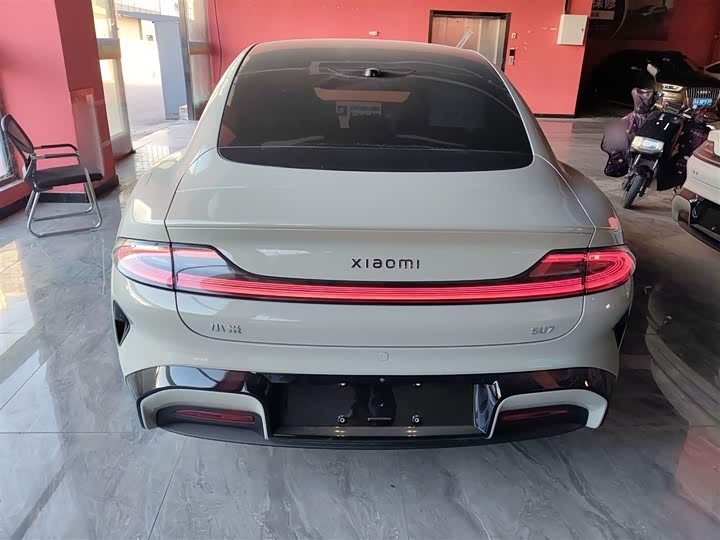 Фото 6 - Xiaomi SU7