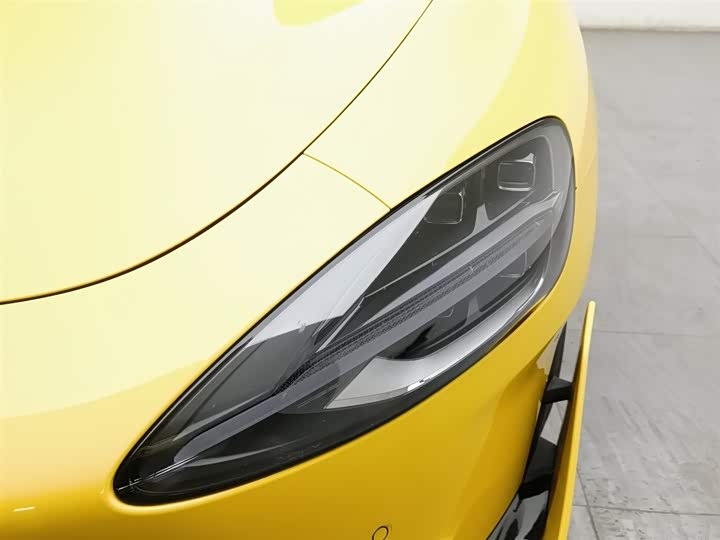 Фото 7 - Xiaomi SU7 Ultra