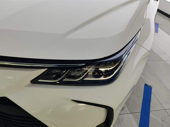 Фото 5 - Toyota Corolla