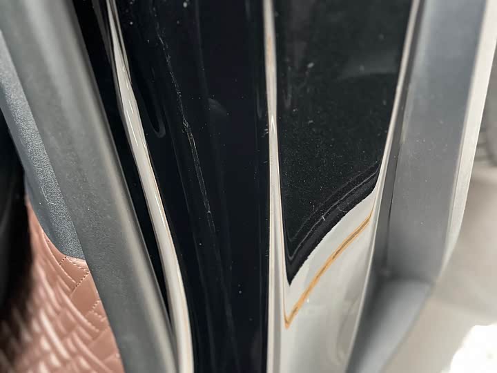 Фото 9 - Tesla Model Y