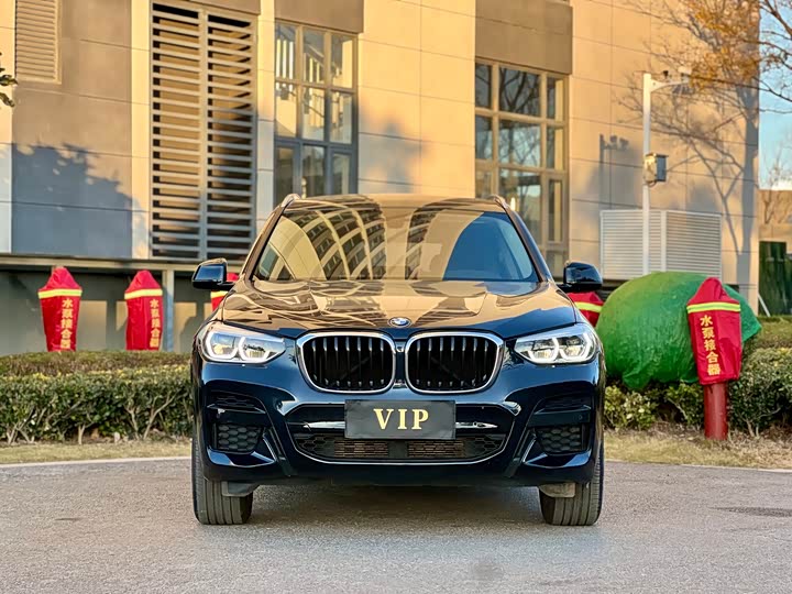 Фото 2 - BMW X3