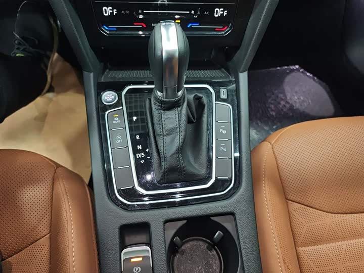 Фото 6 - Volkswagen CC