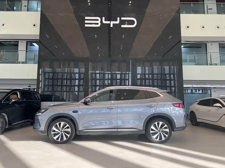 Фото 3 - BYD Song Plus Hybrid/EV