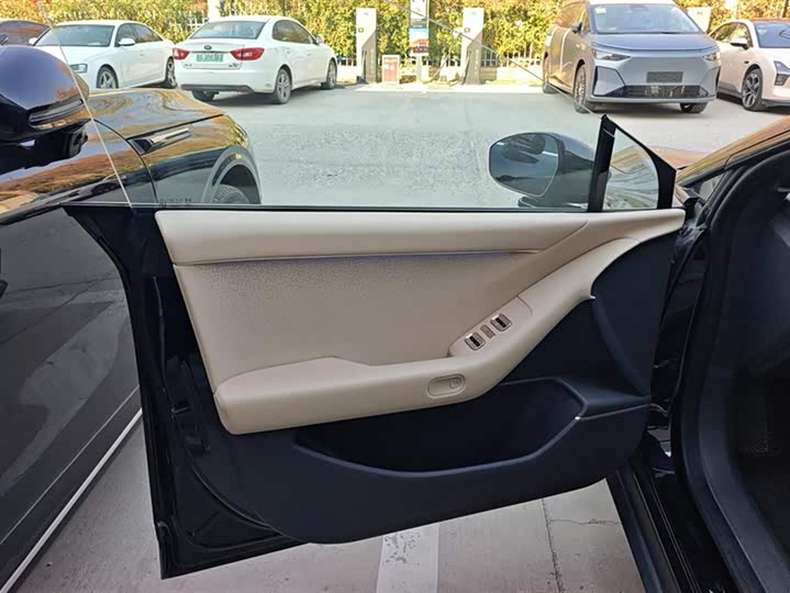 Фото 7 - XPeng F57