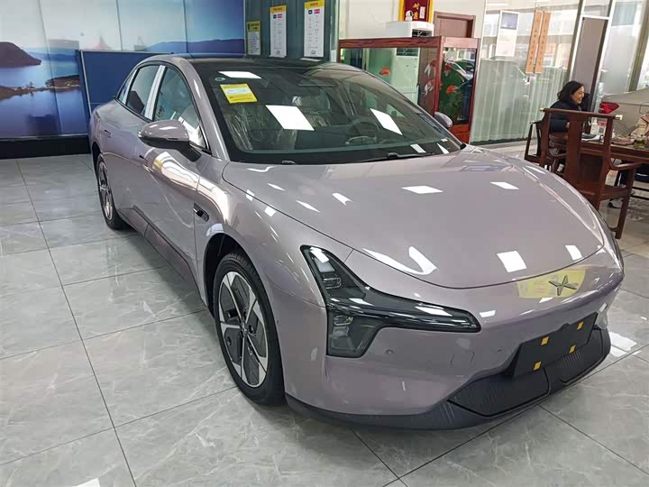 Фото 4 - XPeng Mona M03