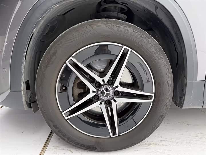 Фото 4 - Mercedes-Benz EQA