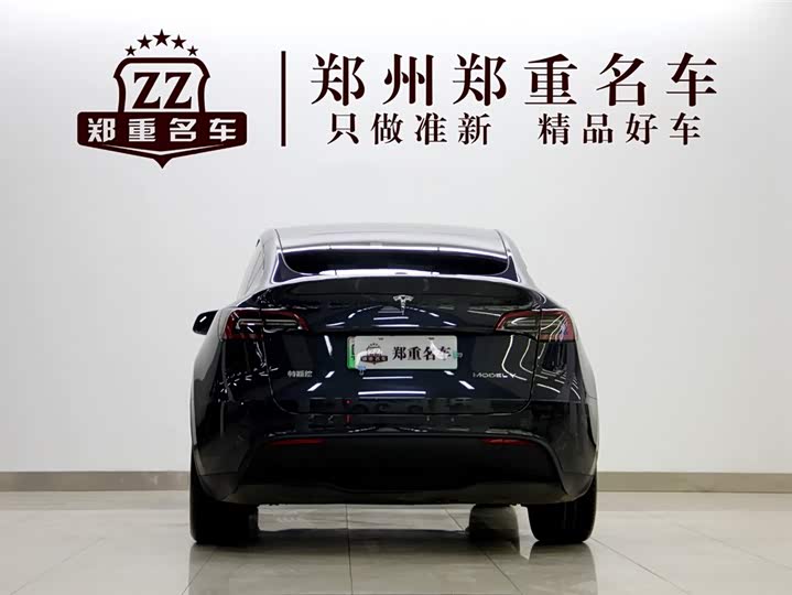 Фото 4 - Tesla Model Y