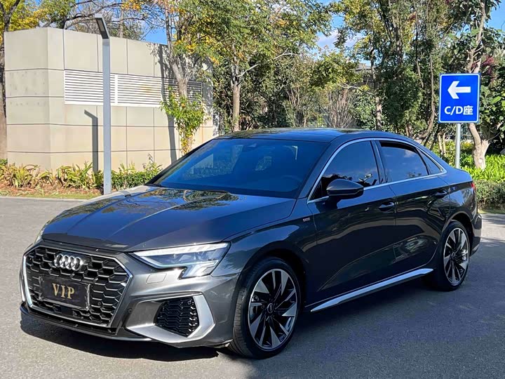 Фото 1 - Audi A3