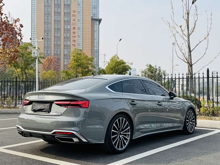 Фото 6 - Audi A5