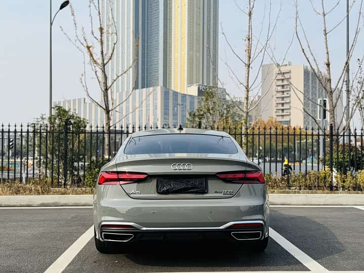 Фото 7 - Audi A5