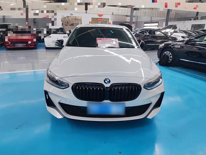 Фото 3 - BMW 1 Series