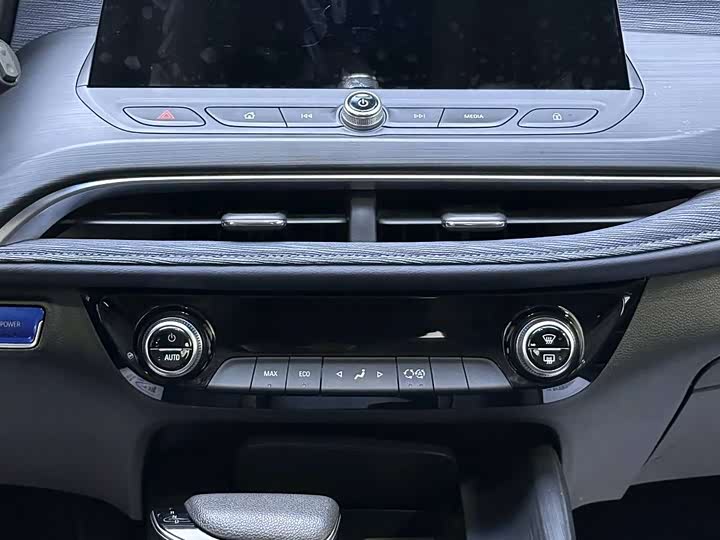 Фото 4 - Buick Velite 6