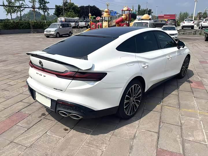 Фото 9 - MG Motor 7