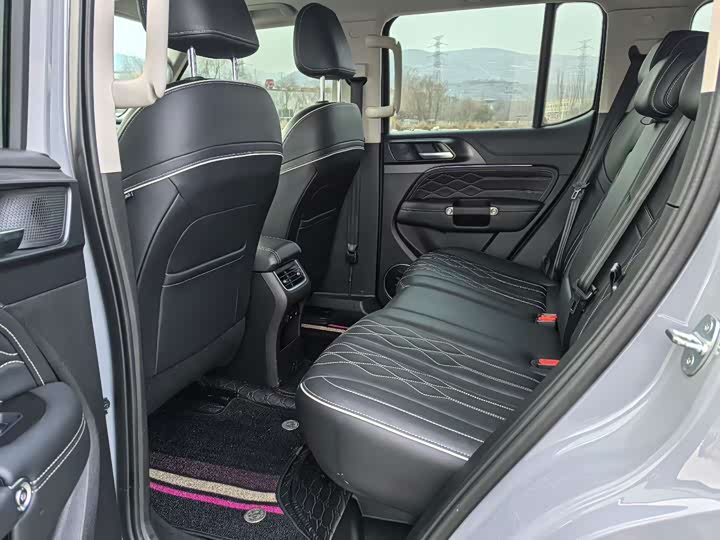 Фото 9 - Tank 300