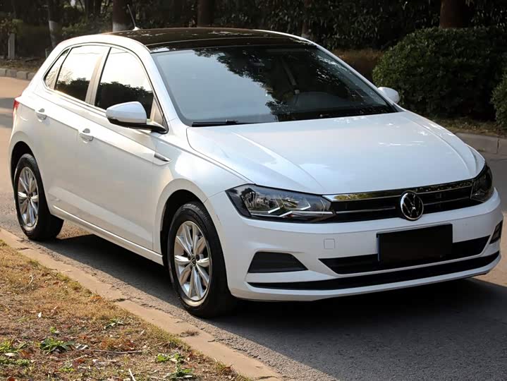 Фото 3 - Volkswagen Polo