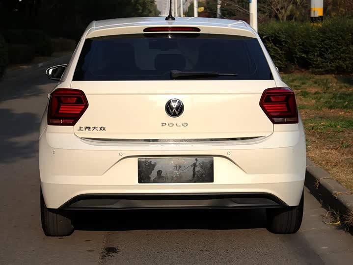 Фото 6 - Volkswagen Polo