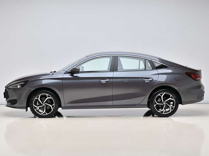 Фото 7 - MG Motor 5