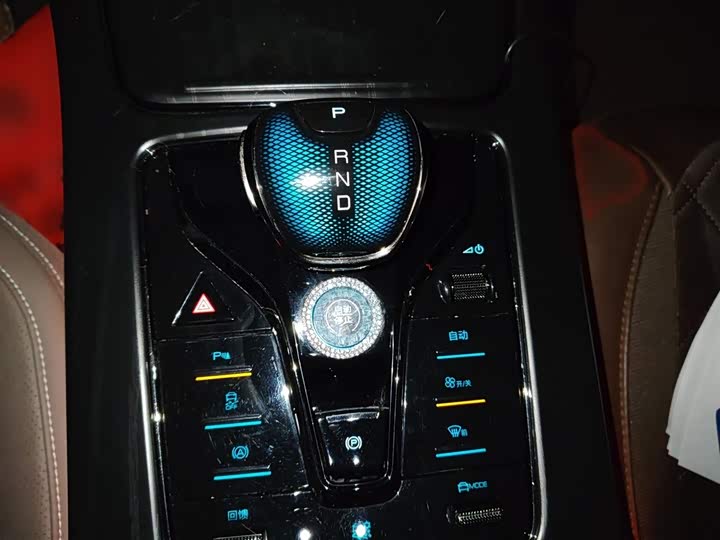 Фото 7 - BYD Han