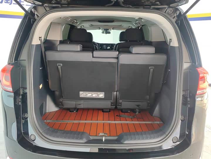 Фото 4 - GAC Trumpchi M8