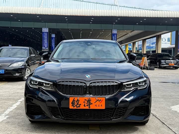 Фото 2 - BMW 3 Series