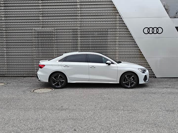 Фото 3 - Audi A3