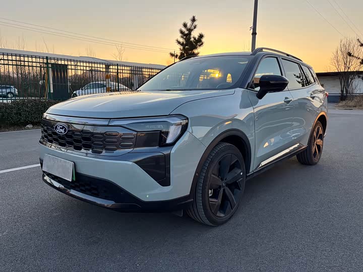 Фото 1 - Ford Equator Sport Hybrid