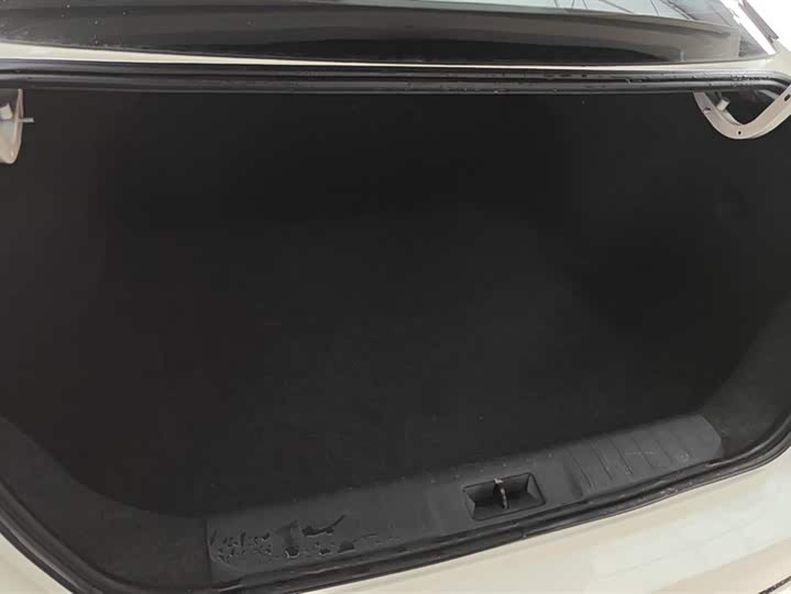 Фото 4 - Nissan Sylphy