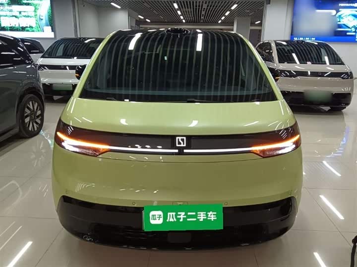 Фото 3 - Zeekr Mix